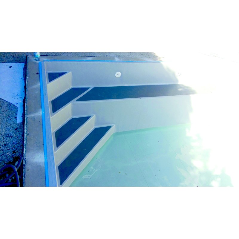 KWAD UPPER CLASS VOGALNO STOPNIŠČE 45° S KLOPJO ZA SEDENJE